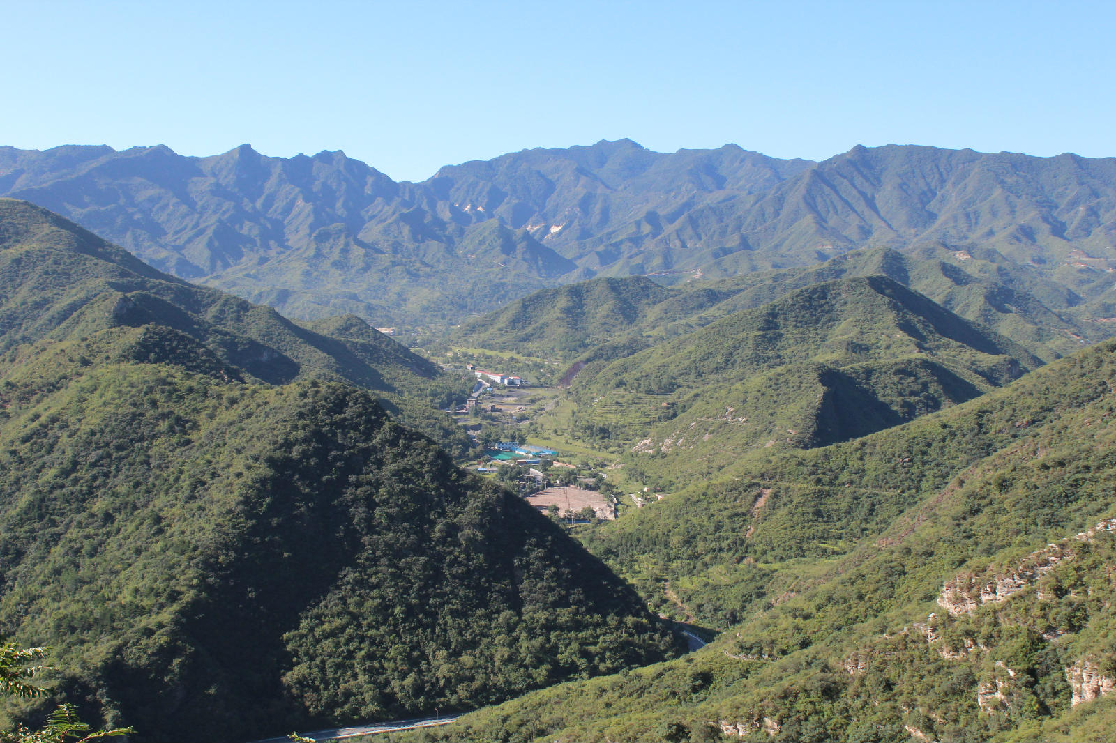 大西溝村(遼寧省朝陽市朝陽縣王營子鄉大西溝村)