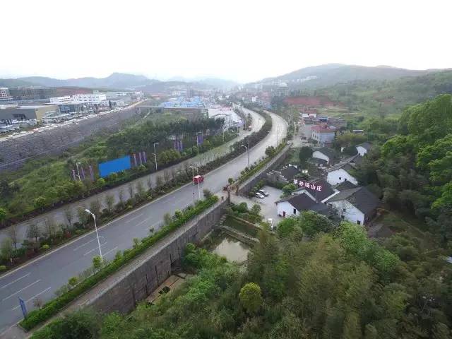 大橋村(湖北鹹寧市赤壁市神山鎮大橋村)