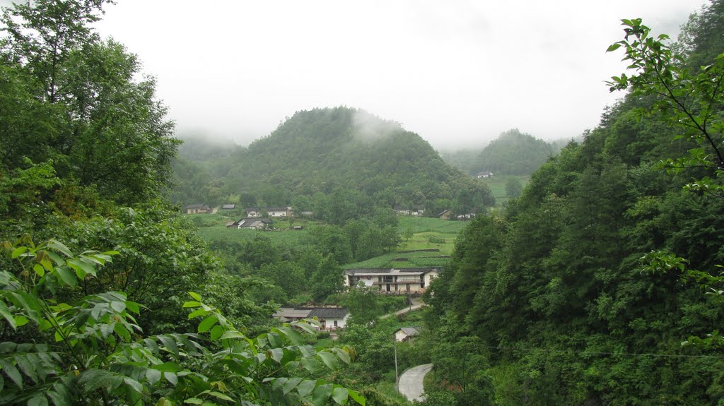 板倉村(湖南省衡陽市衡山縣貫塘鄉下轄村)