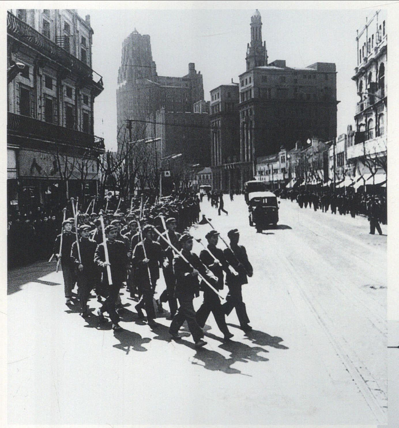 南京軍區八連進駐上海市南京路