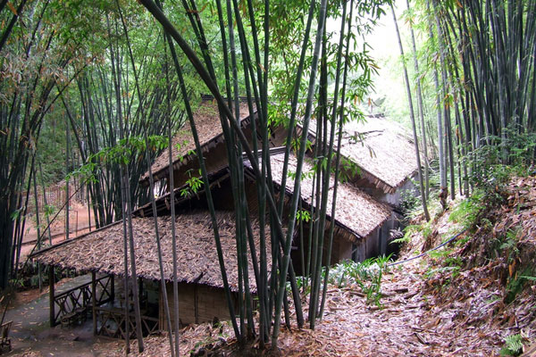 大黑山自然村(雲南省紅河箇舊市卡房鎮管轄區)