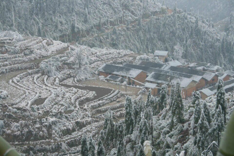 鄧松村