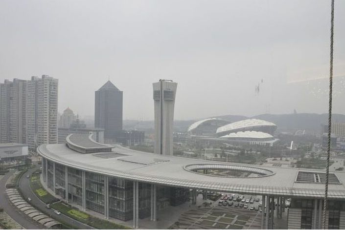 濱江雲巢廣場