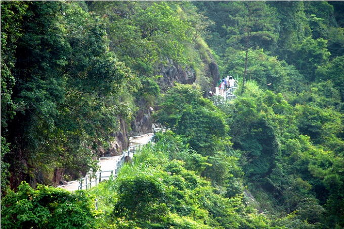 惠州平安峽漂流