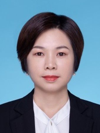 李明華(廣東省廣州市人力資源和社會保障局黨組成員、副局長)