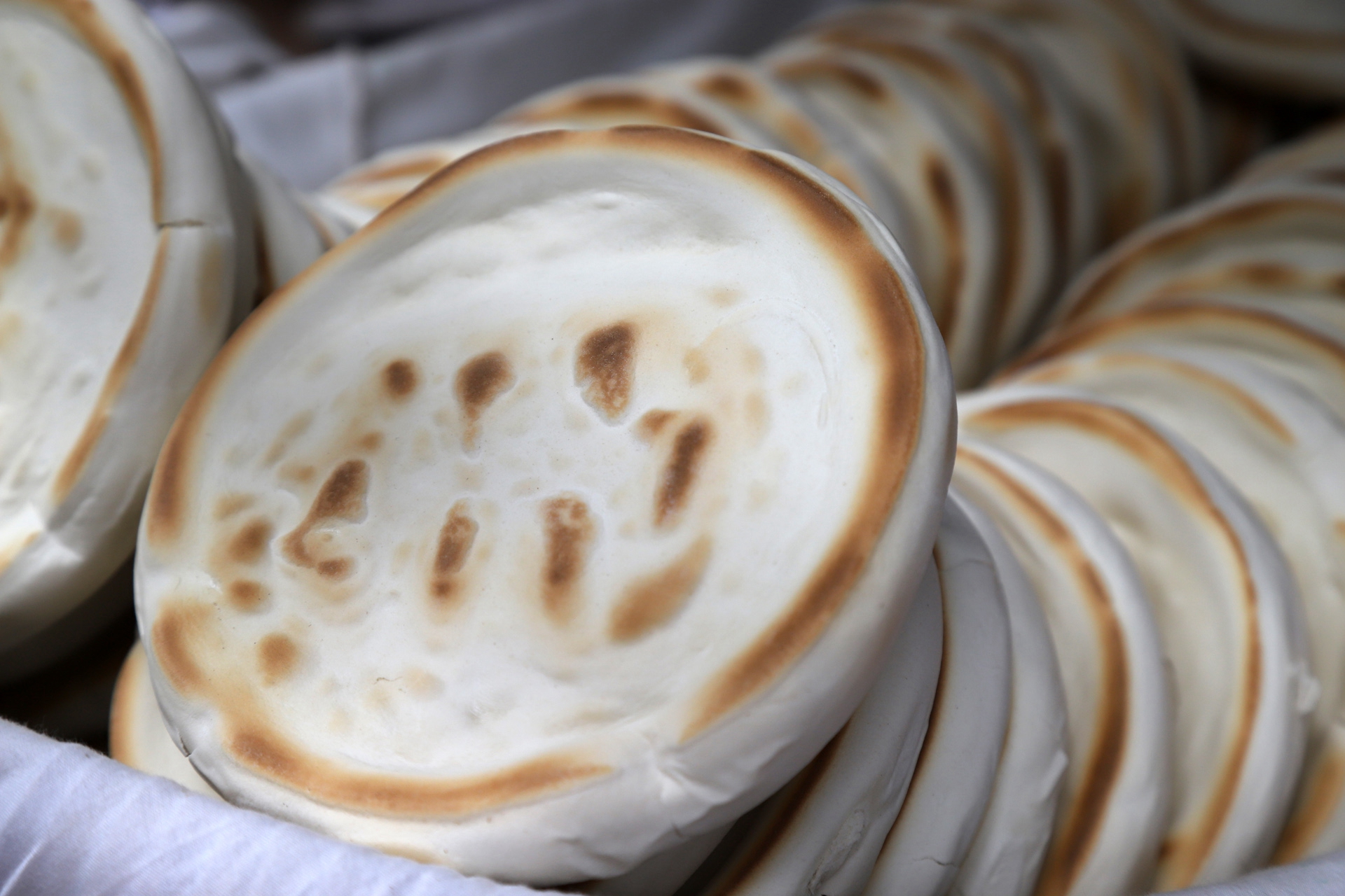 飥飥饃