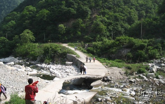 老龍橋村