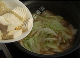 鮑汁白菜豆腐煲