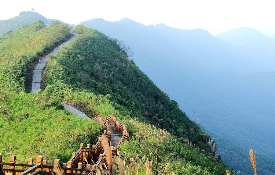 太陽山(山東省日照市太陽山)