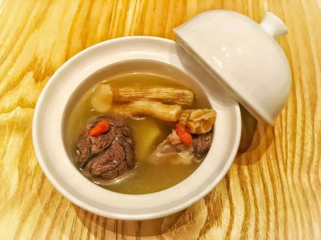 杏仁豬肺雙葉湯