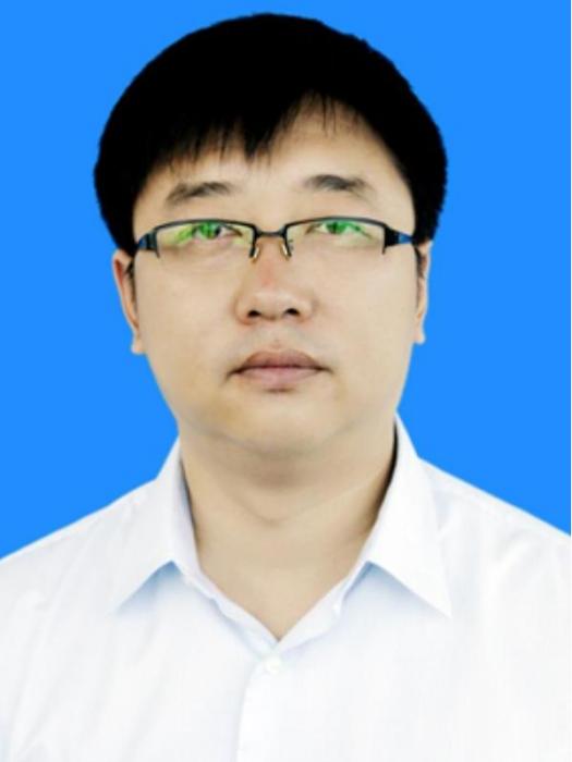 李峰(陝西省延安市統計局局長、普查中心主任)