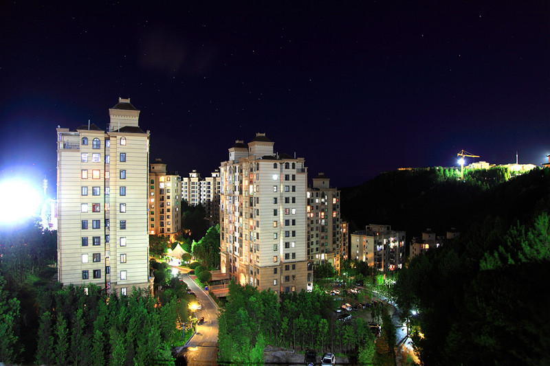 林海雲天實景圖