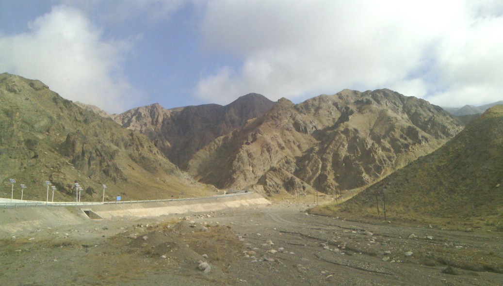 甘州區平山湖鄉境內合黎山地景觀