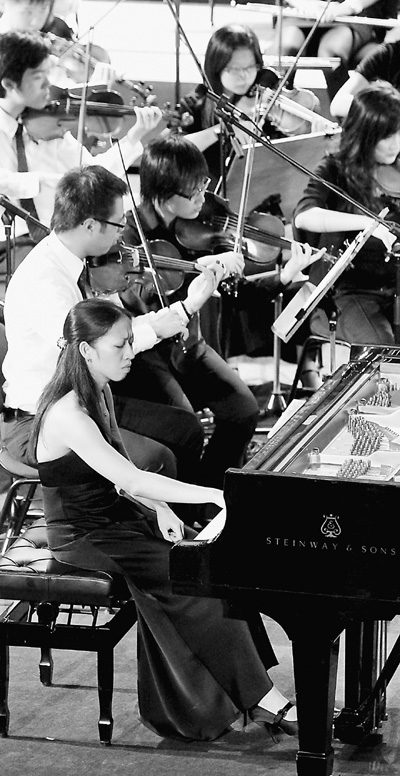 2010年，澳門青年交響樂團在葡萄牙里斯本演出。