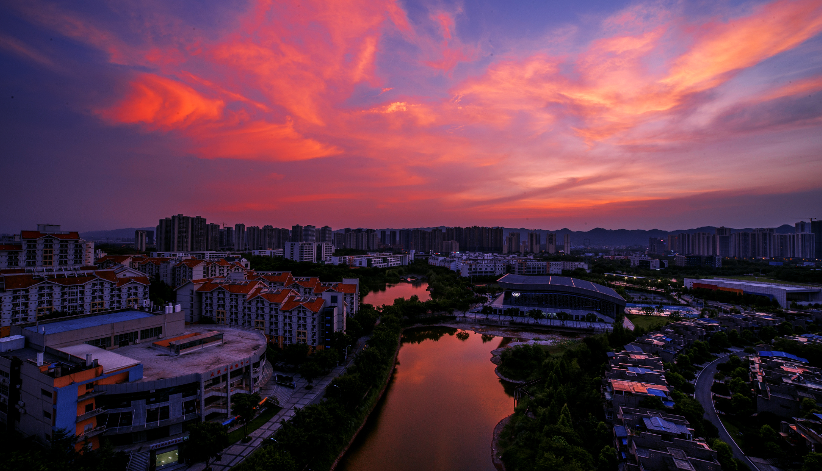 重慶科技大學