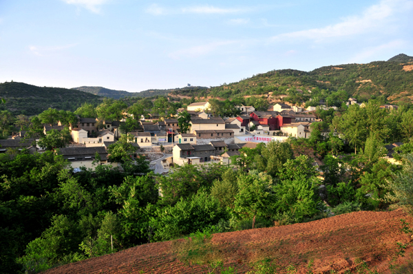 南田果村