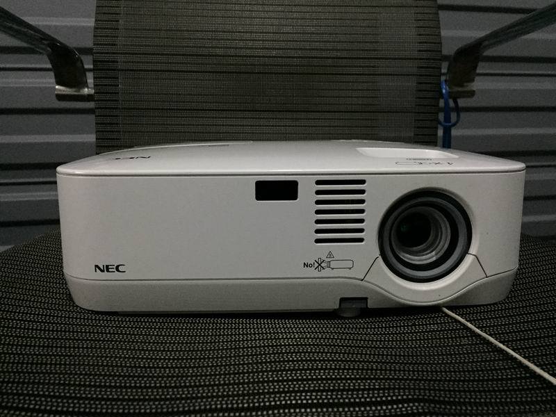 NEC NP405C