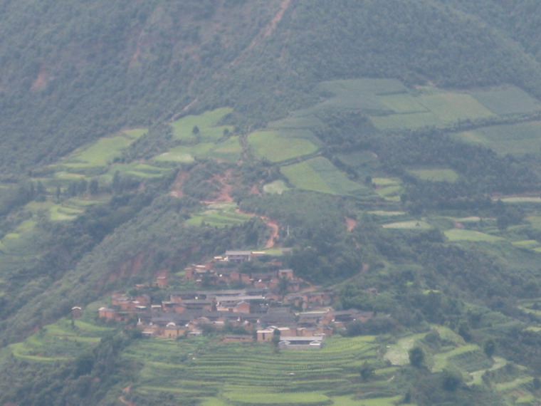 桃園村(銅廠鄉芭蕉箐村民委員會下轄村)