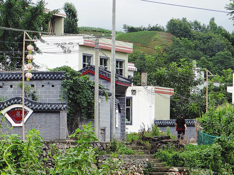 紅廟村(雲南省昆明市富民縣永定鎮興貢村下轄村)