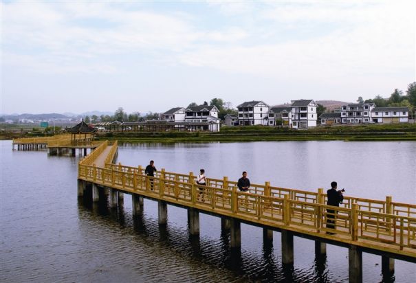 水海子村(雲南會澤縣者海鎮下轄村)