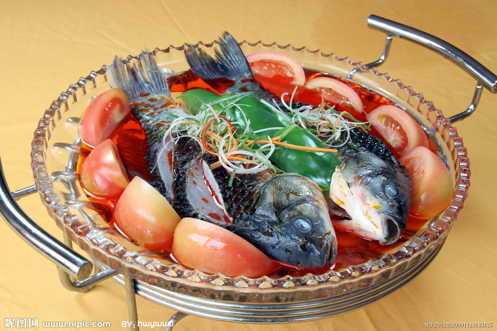 番茄鯽魚湯