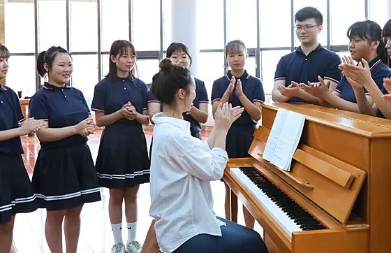 西安新東方烹飪技工學校