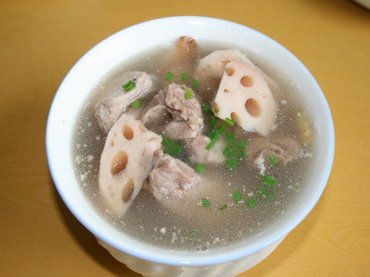 蓮藕瘦肉湯