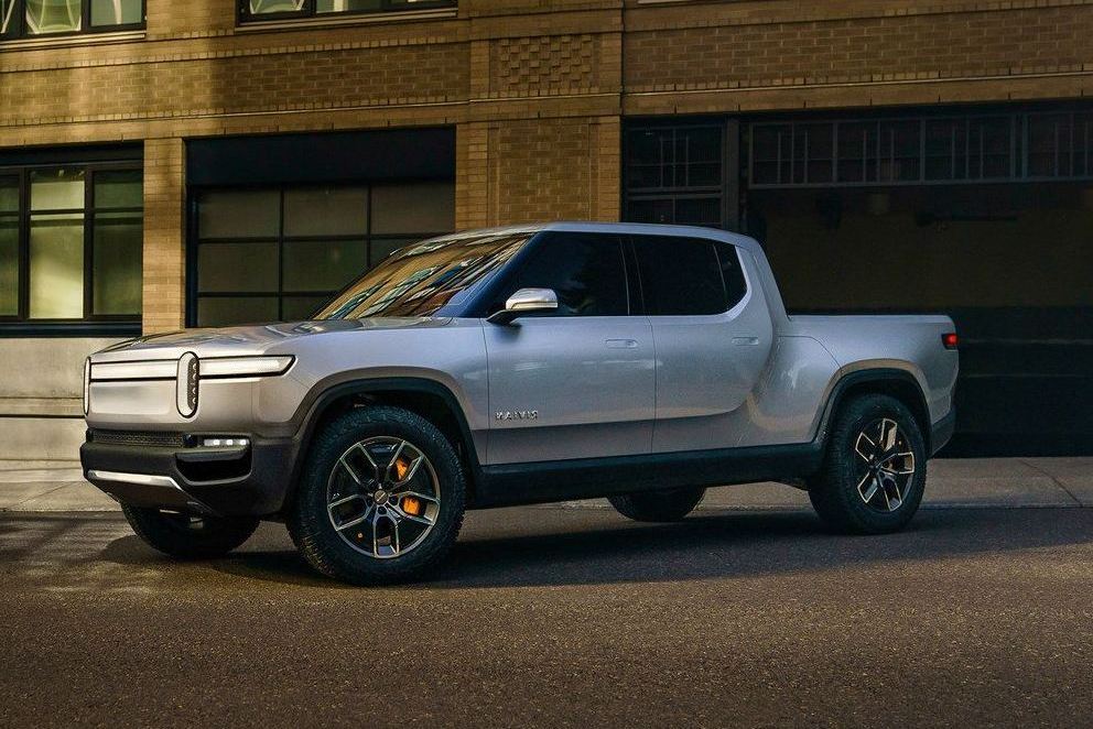 RIVIAN R1T