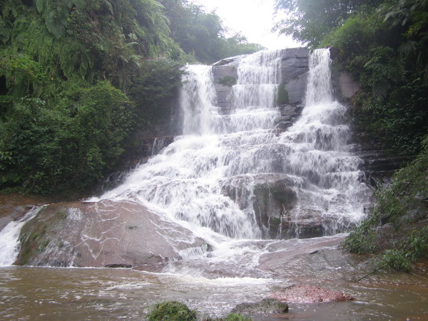 仁和響水洞生態旅遊區