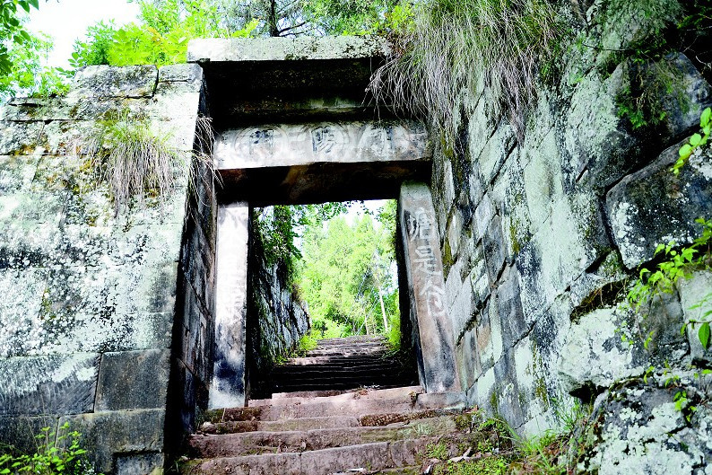 小寧城遺址