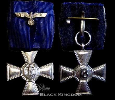 空軍18年長期服役獎章