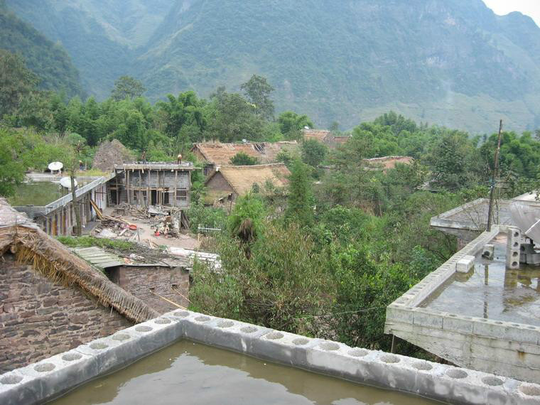 岩腳自然村(坪上鄉老場村委會下轄自然村)