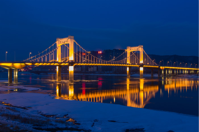 霧凇大橋