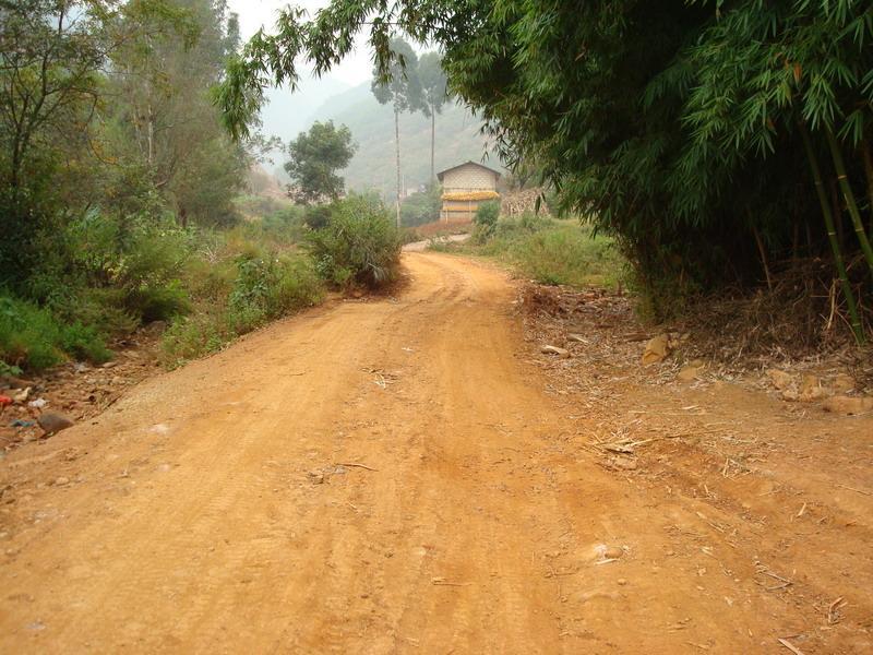 麥壠箐村