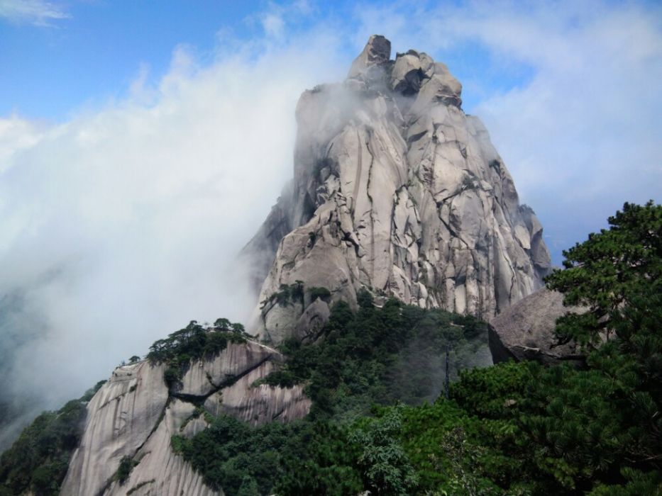 天柱山石獅