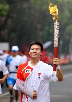 奧運火炬手李煒