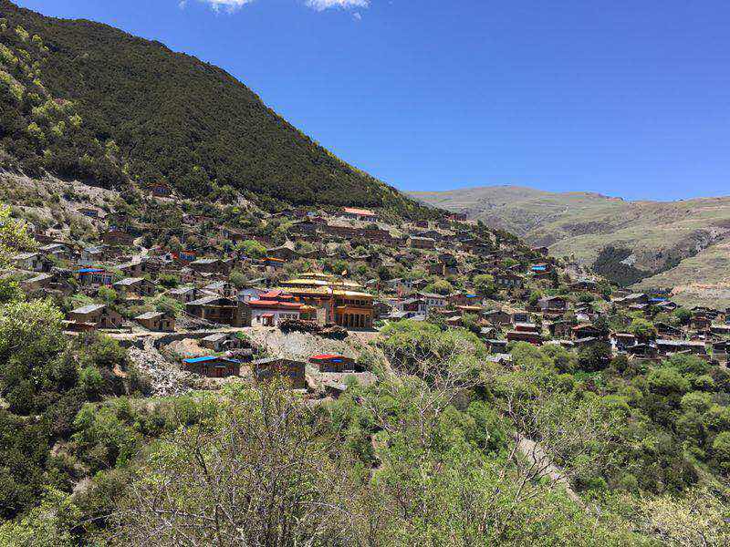 讓古寺全景