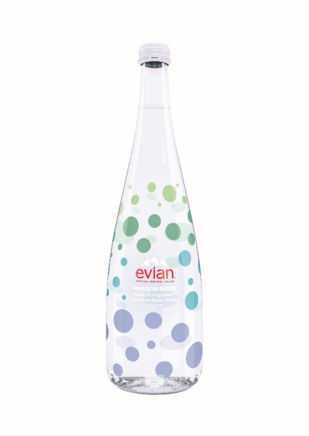 依雲(evian)