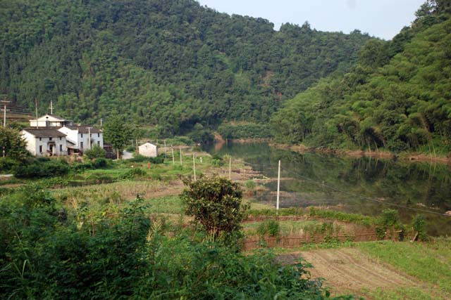 山里王村