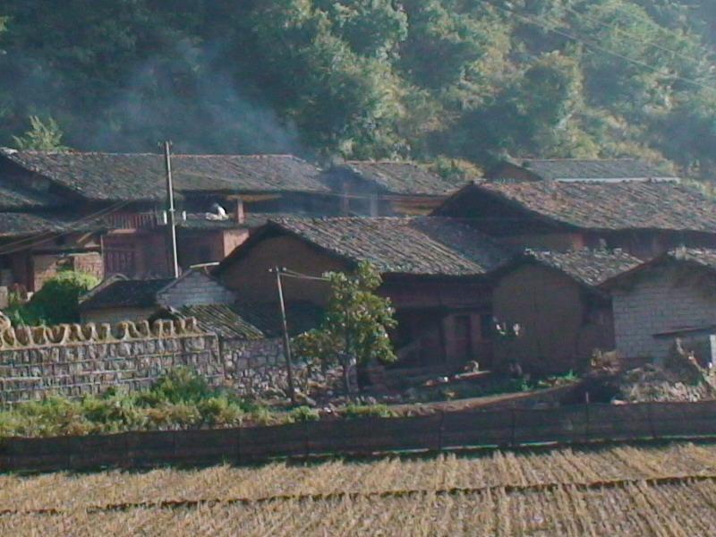 尹武村(雲南省曲靖市會澤縣田壩鄉)