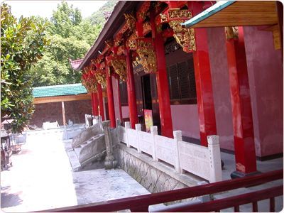 金華龍盤寺