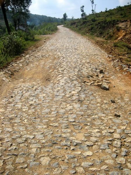 水眼村通村公路