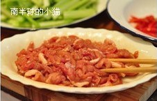 西芹泡椒炒肉絲