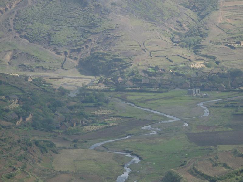 洗羊塘村(雲南省昭通巧家縣藥山鎮洗羊塘村)