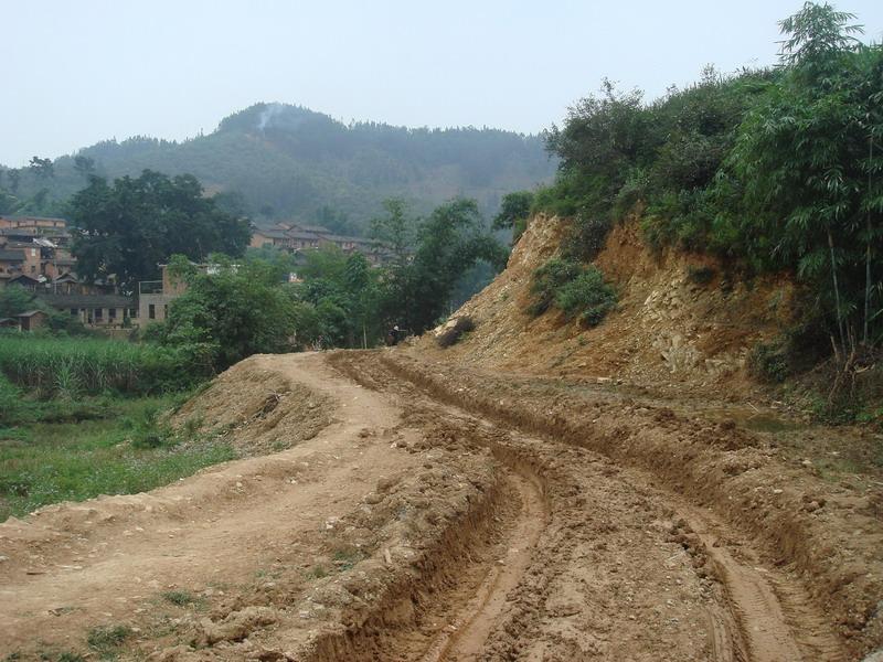 進村道路