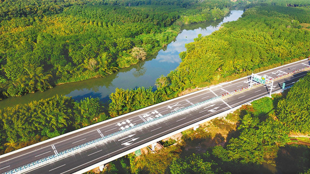 萬寧—洋浦高速公路