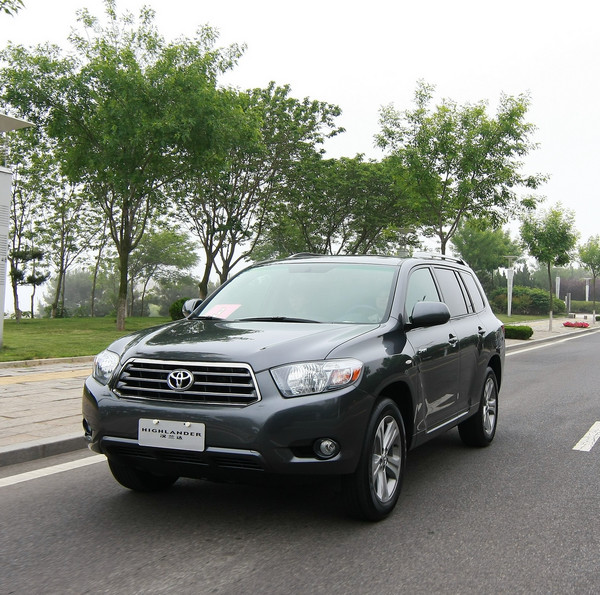 SUV(運動型多用途汽車)