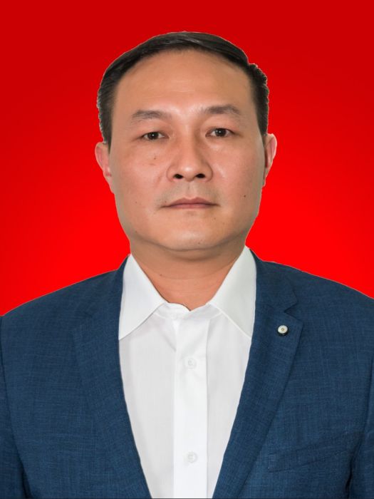 李振興(湖南省長沙市長沙縣果園鎮黨委委員、人大主席)