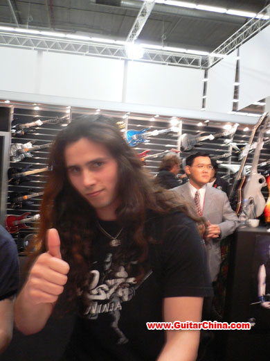 GUS G