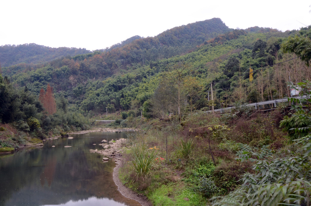 土溪洞村